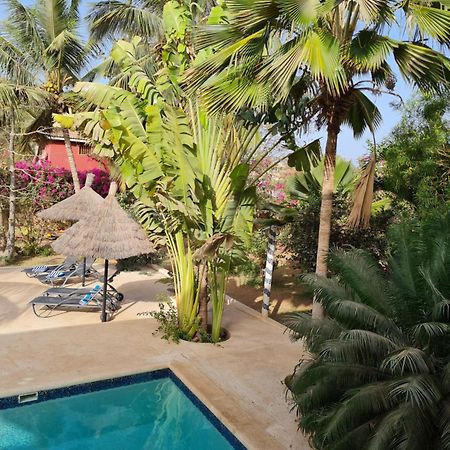 Le Souimanga Bleu Saly Bed & Breakfast Exterior foto