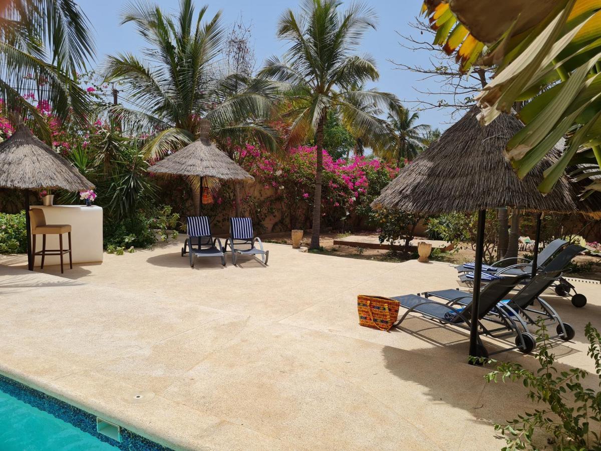 Le Souimanga Bleu Saly Bed & Breakfast Exterior foto