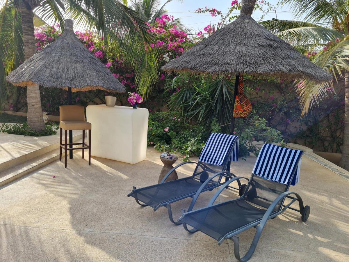 Le Souimanga Bleu Saly Bed & Breakfast Exterior foto