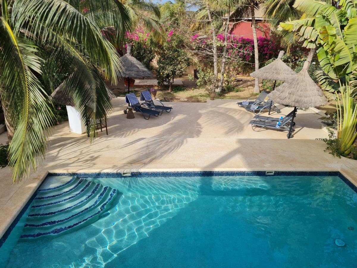 Le Souimanga Bleu Saly Bed & Breakfast Exterior foto