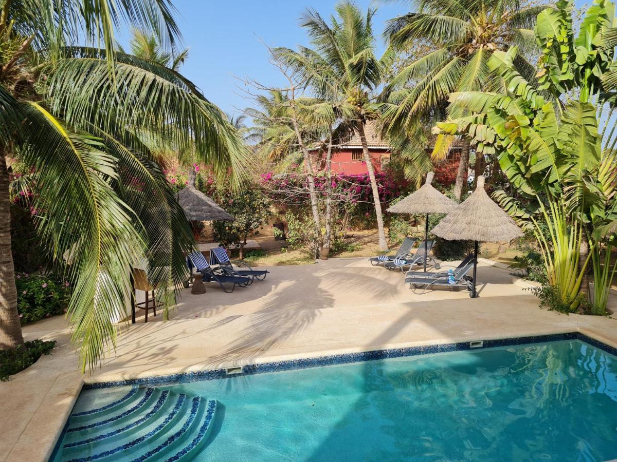 Le Souimanga Bleu Saly Bed & Breakfast Exterior foto