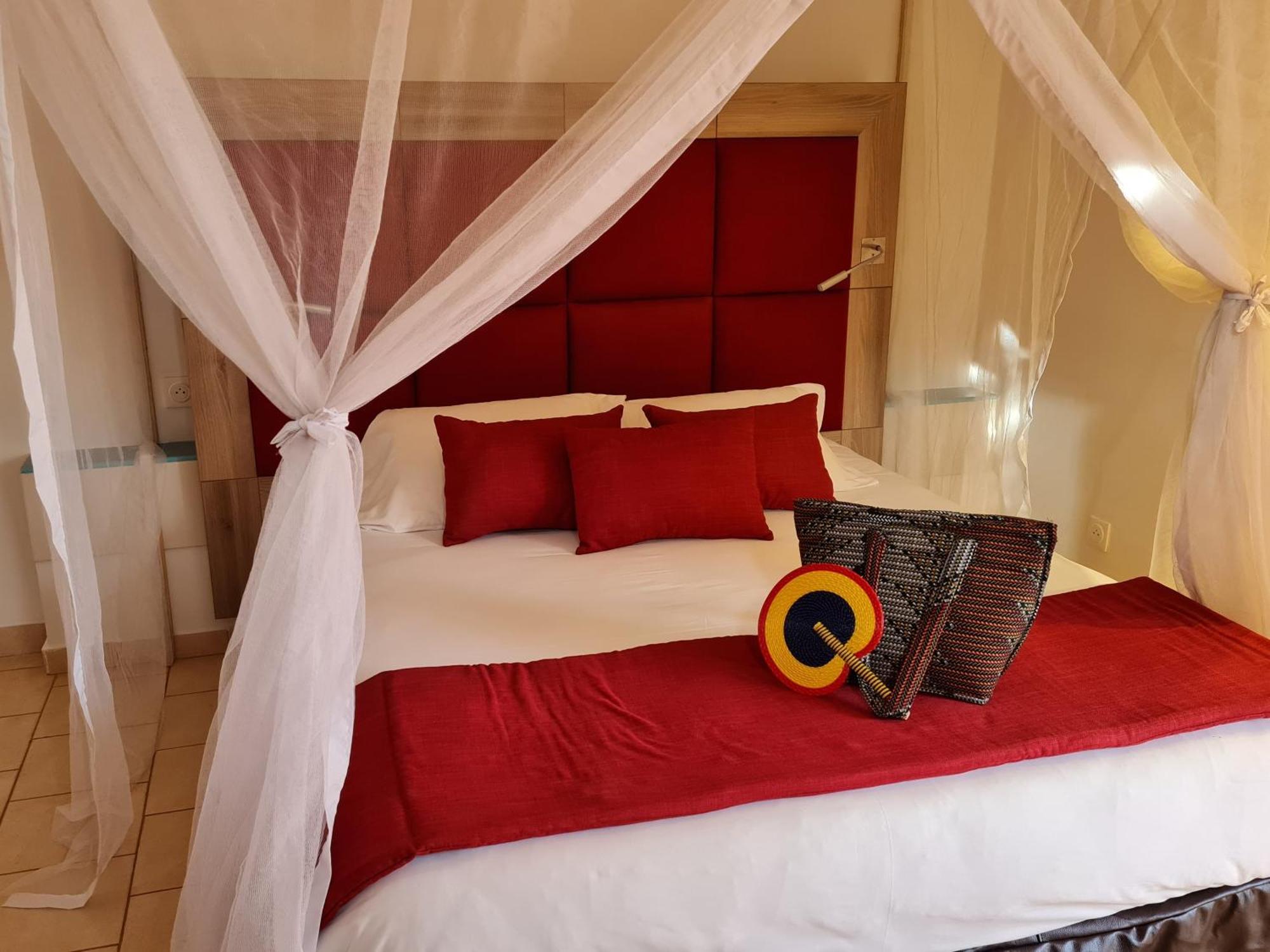 Le Souimanga Bleu Saly Bed & Breakfast Cameră foto